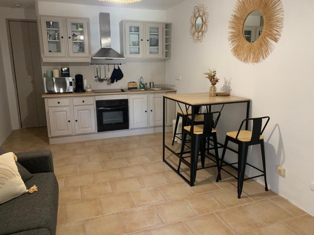 Studio Tout Equipe De 27M2, A 100M De La Mer, Et 500M Des Commerces Algajola  Ngoại thất bức ảnh